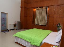 Penginapan Misbahul Jannah, hotel v destinaci Bireun