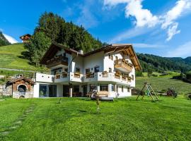 Alpenappart, hotel v destinaci Cadipietra