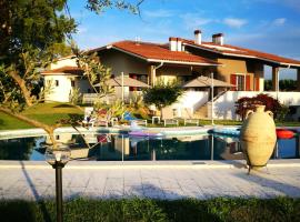 Villa Mattarana, holiday home in Lazise
