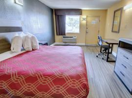 Econo Lodge at Military Circle, hotel malapit sa Norfolk International Airport - ORF, 