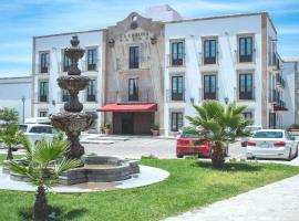Hotel La Casona 30, viešbutis mieste San Migel de Aljendė, netoliese – Konferencijų centras „La Casona“