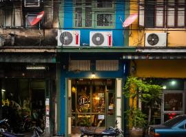 Live Local Hotel, homestay in Bangkok