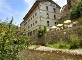 Hotel Sant Antoni: Ribes de Freser şehrinde bir otel