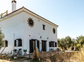 Habitacion en la Finca Casa Halcon, alojamento de turismo rural em Almonte