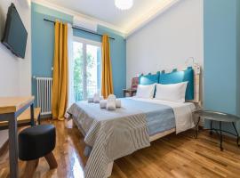 Splash Of Glam I 10 steps from Acropolis