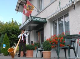 Hotel Alphorn, hotel u Interlakenu