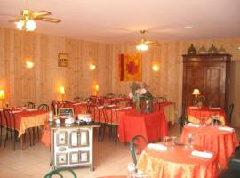 La Boucle, hotel v destinaci Saint-Nizier-dʼAzergues