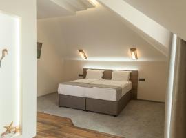 Hugo Hotel, hotel in Varna
