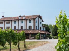 Agriturismo Cjasal di Pition, hotel i nærheden af Udine Airfield - UDN, 