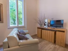 GuestHost - Udine Centre Stylish Apartment