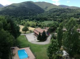 Alberg-Casa De Colònies Ridolaina, landsted i Santa Eugenia de Nerellà