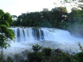 Tadlo Lodge, hotel amb aparcament a Ban Nongtoung