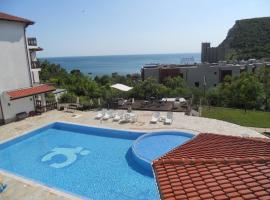 Kavarna Paradise Apartments, hotel sa Kavarna