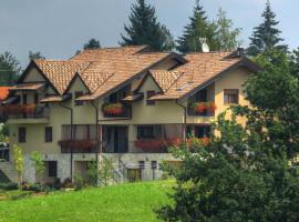 Zrinka House – hotel w mieście Grabovac
