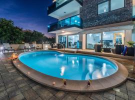 Luxury Apartments VilaMaloca: Vir şehrinde bir otel