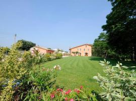 Agriturismo Corte Morandini, farm stay in Valeggio sul Mincio