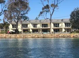 Merimbula Lake Apartments