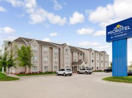 Microtel Inn & Suites by Wyndham Bellevue、ベルビューのホテル