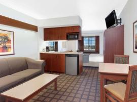 Microtel Inn & Suites by Wyndham Rapid City, hotel in Rapid City