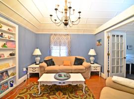 Historic Apartment in the Heart of Christiansted, vacation rental in Christiansted