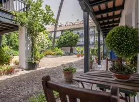 Apartamentos Gadi Corral Siglo XVI