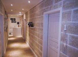 B&B Suites Via del Mare, hotel v destinaci Presicce