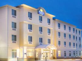 Days Inn & Suites by Wyndham Kearney NE, hotell i Kearney