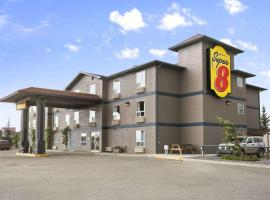 Super 8 by Wyndham Whitecourt, hotell i Whitecourt