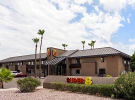 Super 8 by Wyndham Chandler Phoenix, hotel v destinaci Chandler