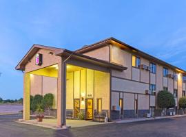 Super 8 by Wyndham Colorado Springs Peterson Space Force, hotel poblíž Letiště Colorado Springs - COS, Cimarron Hills