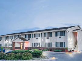 Super 8 by Wyndham Tomah Wisconsin, motell i Tomah