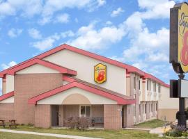 Super 8 by Wyndham Sheboygan WI
