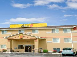 Super 8 by Wyndham Independence Kansas City โรงแรมในอินดิเพนเดนซ์