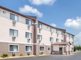 Boarders Inn & Suites by Cobblestone Hotels Waterloo Cedar Falls, hotel v destinaci Waterloo