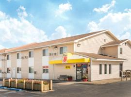 Super 8 by Wyndham Moberly MO, motel din Moberly
