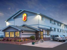 Super 8 by Wyndham Pierre SD, hotel v destinaci Pierre