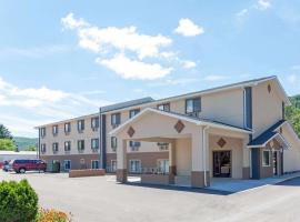 Super 8 by Wyndham Bath Hammondsport Area, hotel con estacionamiento en Bath