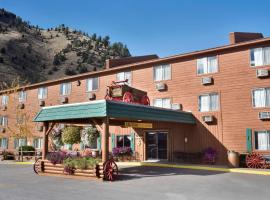 Super 8 by Wyndham Jackson Hole, motel di Jackson