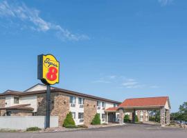 Super 8 by Wyndham Rice Lake, hotel en Rice Lake