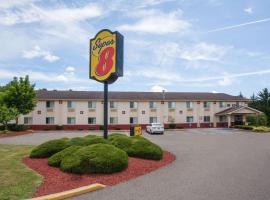 Super 8 by Wyndham Sidney NY, pet-friendly hotel in Sidney