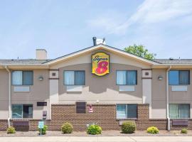 Super 8 by Wyndham Hampton, hotel sa Hampton