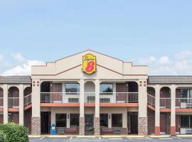 Super 8 by Wyndham Wytheville, hotel in Wytheville