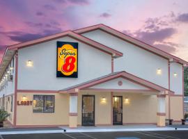 Super 8 by Wyndham Douglas, hotel u gradu 'Douglas'