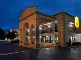 Super 8 by Wyndham Knoxville West/Farragut, hotel in: West Knoxville, Knoxville