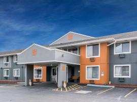 Super 8 by Wyndham Rochester Mayo Clinic Area, hotel poblíž Rochester International Airport - RST, Rochester