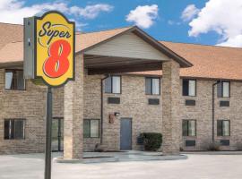 Super 8 by Wyndham Gas City Marion Area, hotel sa parkingom u gradu Gas City