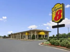 Super 8 by Wyndham-Tupelo Airport