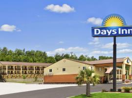 Days Inn by Wyndham Fultondale, hotel s parkiriščem v mestu Fultondale
