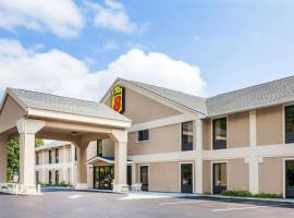 Super 8 by Wyndham Erwin, I-26 Exit 37, хотел в Erwin