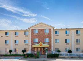 Super 8 by Wyndham Plano/Dallas Area